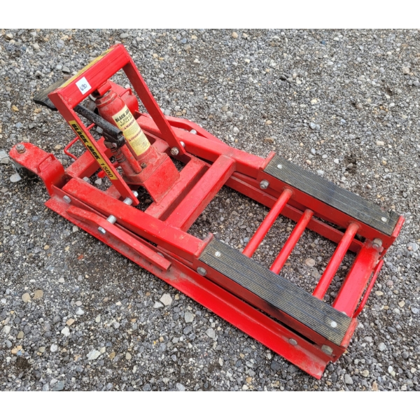 BLACK JACK 1,500LB BOTTLE JACK