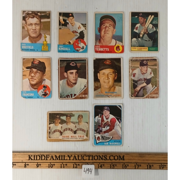 LOT OF 10 - 1950'S-1960'S TOPPS & OPC CLEVELAND INDIANS BASBEBALL CARDS 