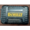 Image 2 : DEWALT BATTERY