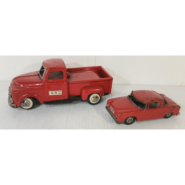 LOT OF 2 - TIN WIND-UP & BATTERY-OP FRICTION CARS