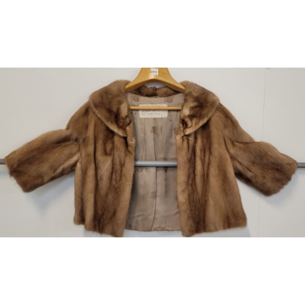 EATON'S OF CANADA FUR SALON MINK COAT