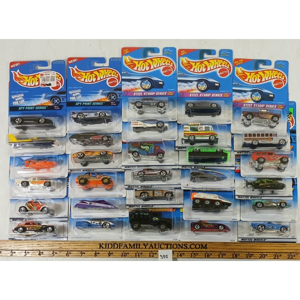 LOT OF 30 - HOTWHEELS - SILHOUETTE II, TROPICOOL, SPACE-AGE THRUSTERS, ETC