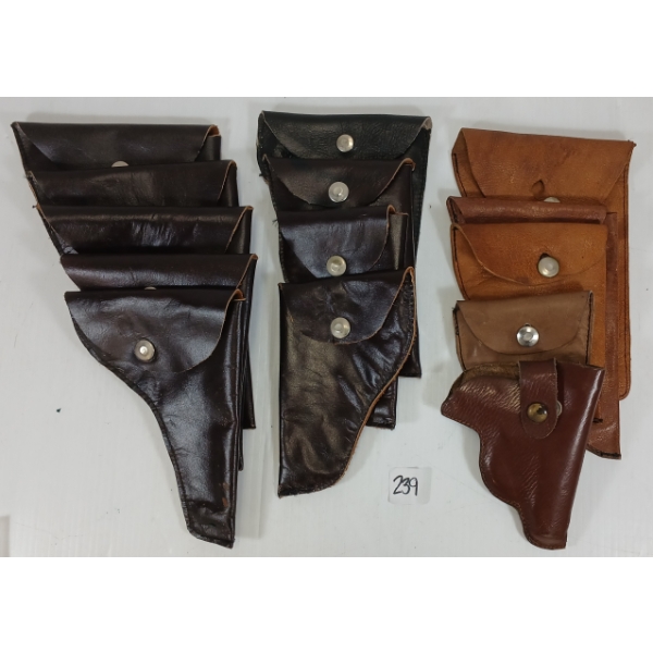 QTY OF UNMARKED LEATHER HOLSTERS