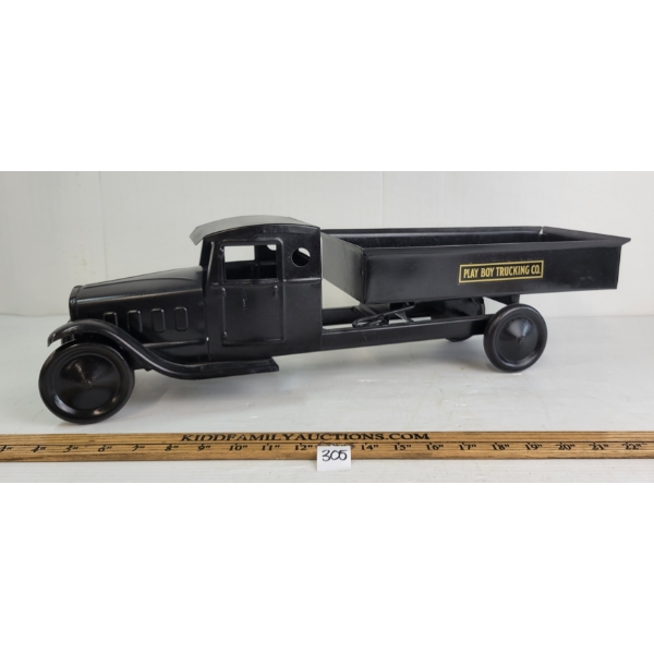 STEELCRAFT PLAY BOY TRUCK
