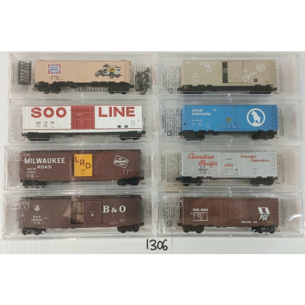 LOT OF 8 - MICRO TRAINS - SOO LINE, BALTIMORE & OHIO, CANADIAN PACIFIC, GREAT NORTHERN, ETC