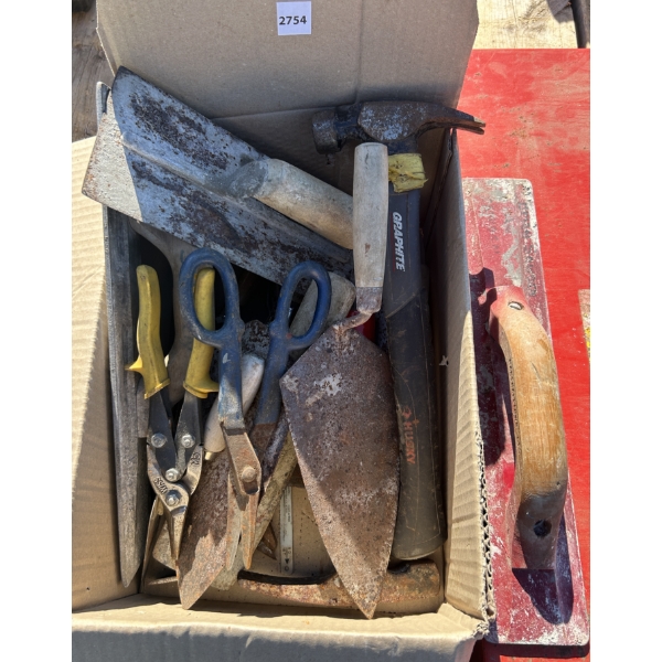 JOB LOT - MISC HAND TOOLS - TROWELS, SNIPS, ETC