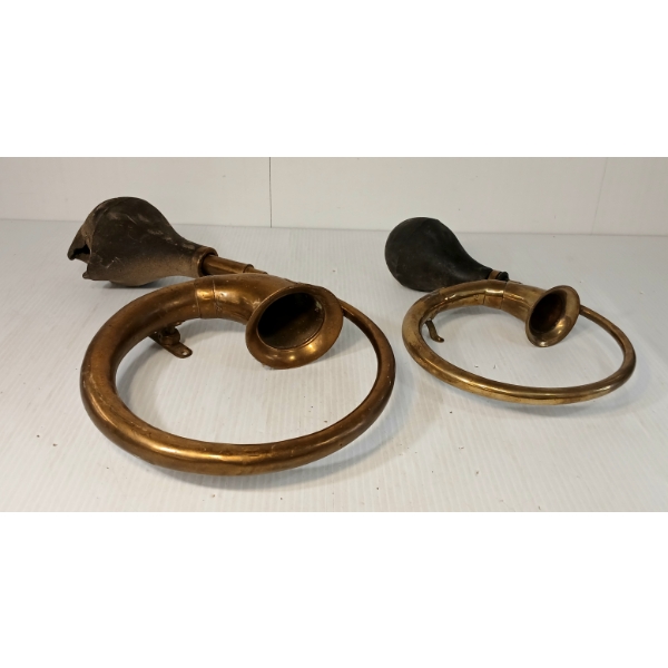 LOT OF 2 - VINTAGE AUTOMOTIVE BRASS BULB HORNS