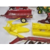 Image 2 : LOT OF 9 - ERTL INTERNATIONAL MANURE SPREADER, TRAILER, ETC