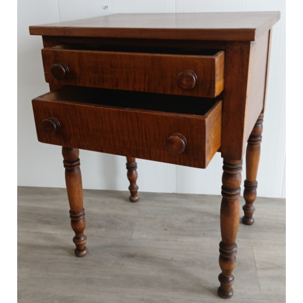 SHERATON BEDSIDE TABLE - MATCH TO LOT 425 - MAPLE OR SIMILAR HARDWOOD CONSTRUCTION