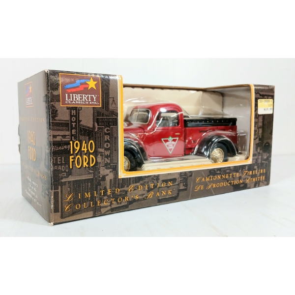 LIBERTY CLASSICS 1940 FORD CANADIAN TIRE PICK-UP DIECAST COIN BANK