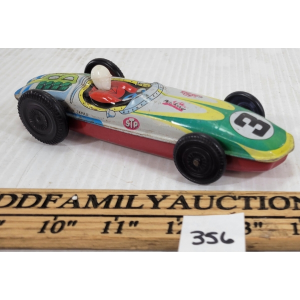 FIRON TIN RACE CAR W/ DRIVER