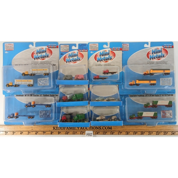 LOT OF 10 - MINI METALS DIECAST N SCALE TRACKSIDE VEHICLES - DELIVERY, BOX & FLATBED TRUCKS