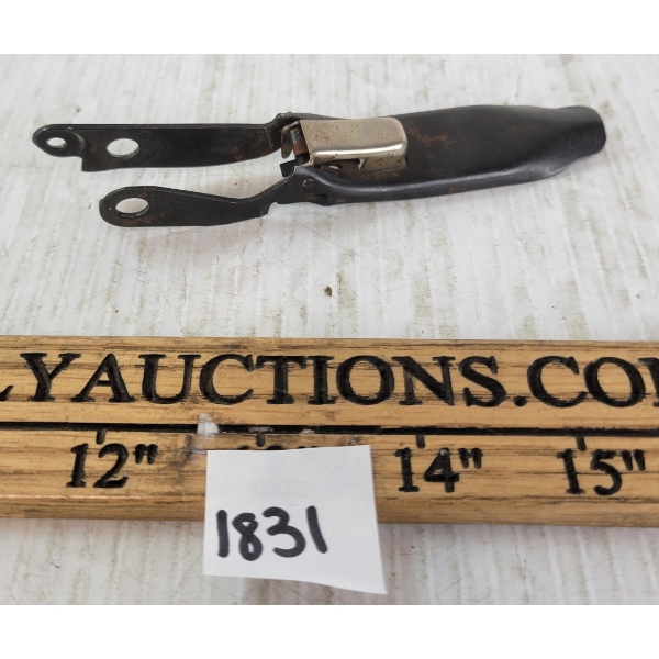 REMINGTON 1100 12GA CARRIER PLATE