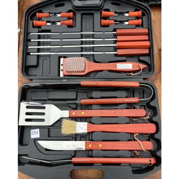 BBQ UTENSIL SET