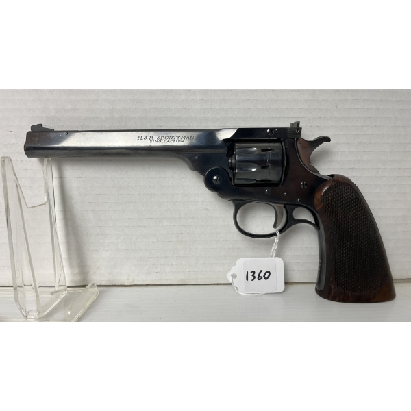 HARRINGTON & RICHARDSON SPORTSMAN SINGLE ACTION IN .22 LR - RESTRICTED