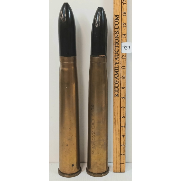 LOT OF 2 - 1954 40 MM MK 4 RNDS