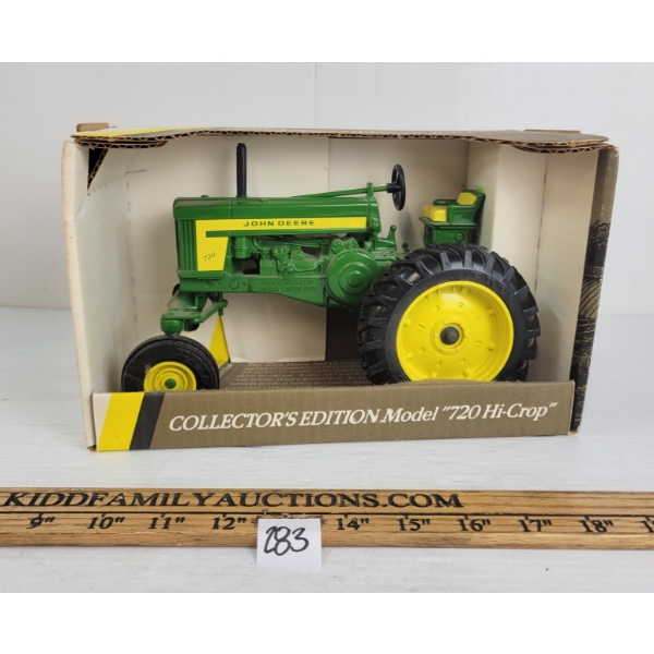 ERTL DIECAST 1957 JOHN DEERE MODEL 720 HI-CROP TRACTOR