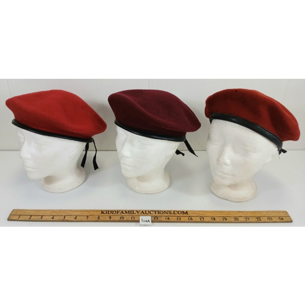 LOT OF 3 - GERMAN ARMY BERETS 