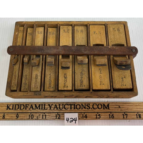 ENGLISH STEEL / BEECH MATCHED SET OF HOLLOWING PLANES