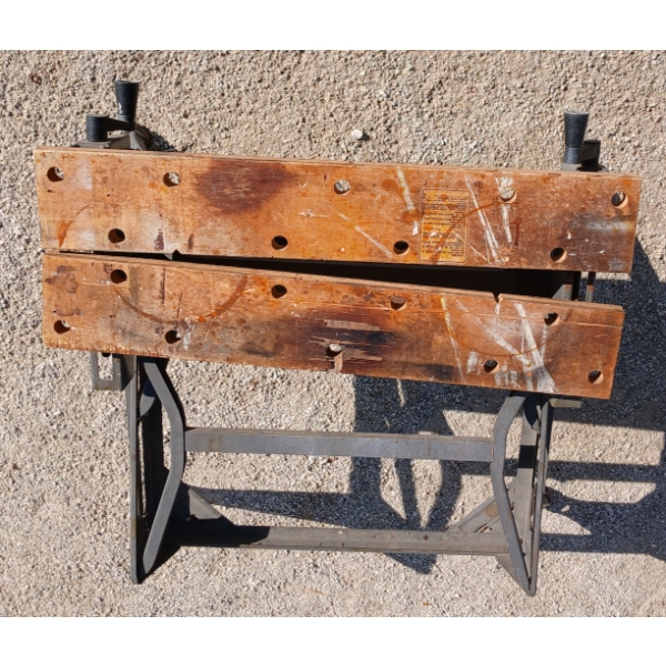 WORKMATE FOLDING TABLE 