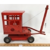 Image 2 : TRI-ANG TIN BOOM CRANE