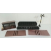 Image 8 : QTY OF TRAINS & TRACKS - INCL LIONEL NEW YORK NEW HAVEN & HARTFORD BOXCAR, ETC