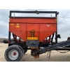 Image 2 : J & M FERTILIZER WAGON W/ AUGER - 7 TON