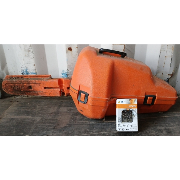 STIHL 036 CHAINSAW W/ CASE