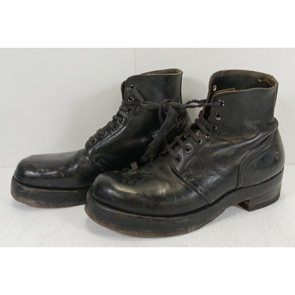 PAIR OF BILTRITE COMBAT BOOTS