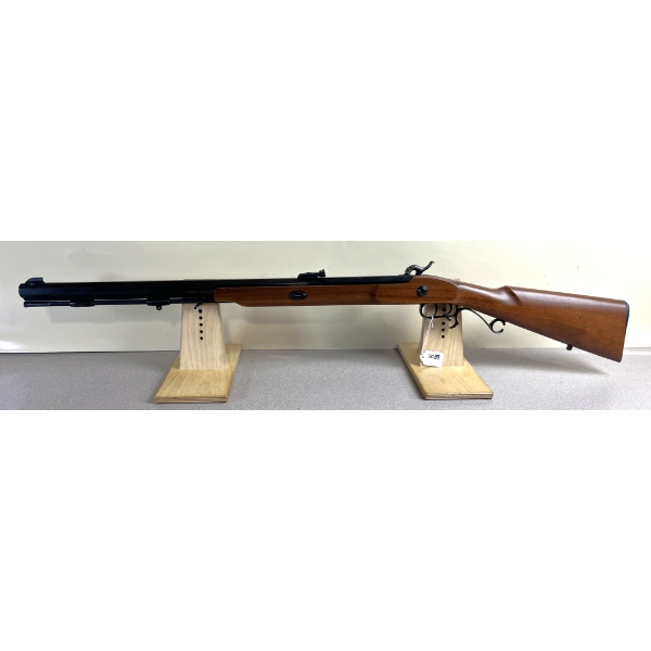 THOMPSON CENTER RENEGADE IN .50 BP 