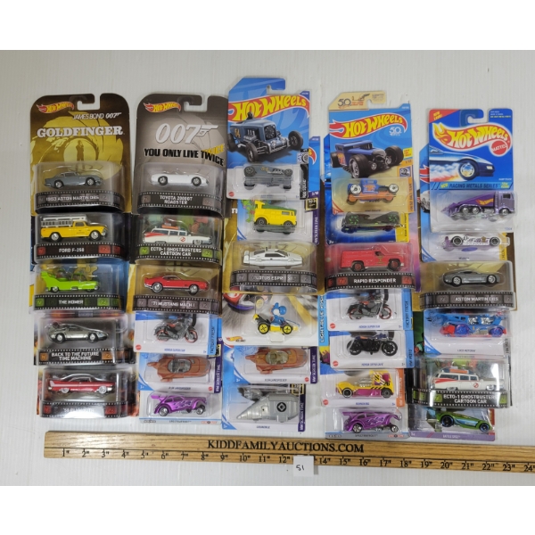 LOT OF 30 - DIECAST HOTWHEELS - HONDA SUPER CUB, MARIOKART, GHOSTBUSTERS, ETC