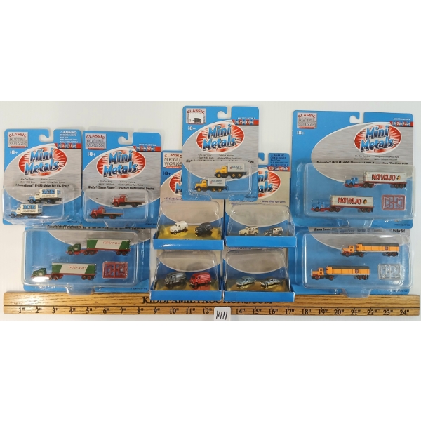 LOT OF 10 - MINI METALS DIECAST N SCALE TRACKSIDE VEHICLES - DELIVERY & FLATBED TRUCKS