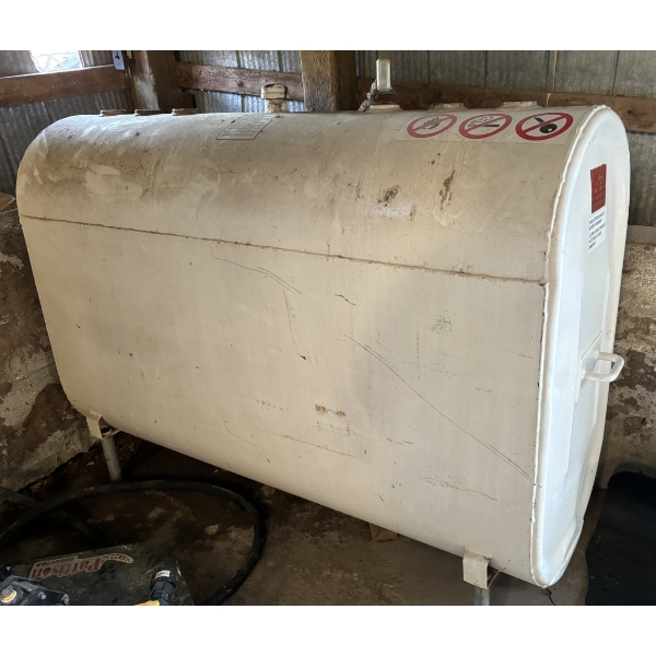 OIL TANK - 1110 L
