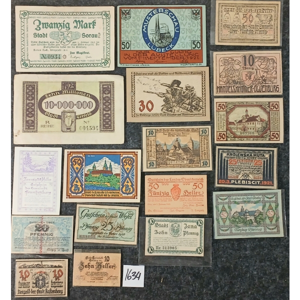 LOT OF 18 - GERMAN, AUSTRIAN & POLISH EMERGENCY MONEY BANKNOTES