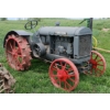 Image 2 : MCCORMICK-DEERING MODEL 10-20 TRACTOR