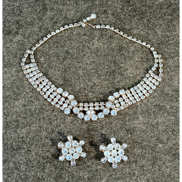 LOT OF 2 - GARNE RHINESTONE CHOKER & CLIP-ON SNOWFLAKE EARRINGS