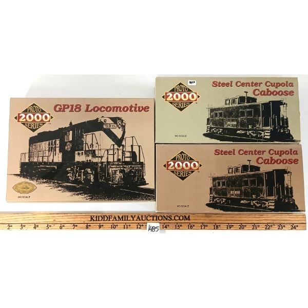 LOT OF 3 - PROTO SERIES 2000 HO SCALE TRAIN MODEL KITS - GP18 LOCOMOTIVE & STEEL CENTER CABOOSE