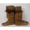 Image 2 : PAIR OF TALL BEADED MOOSE MUKLUKS