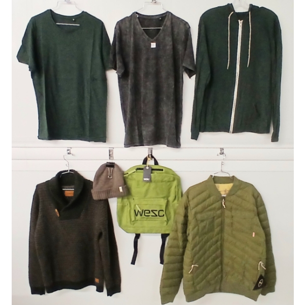 LOT OF 7 - MEN'S LARGE JACKET, HAT, SHIRTS, SWEATER & PACK - FT PENFIELD, ETC 