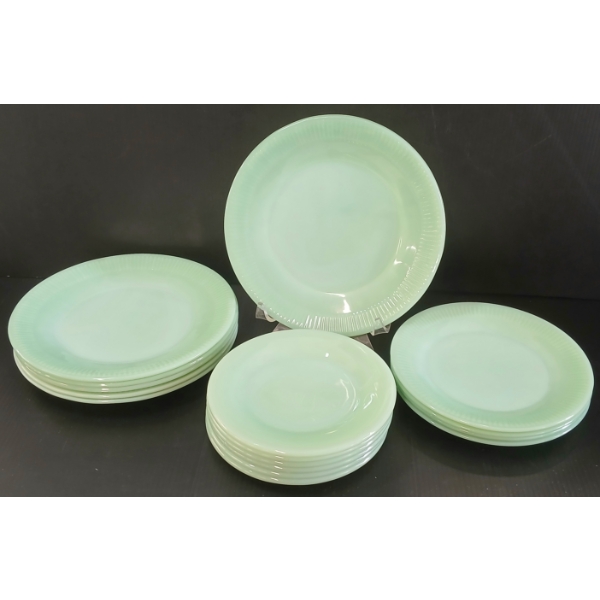 LOT OF 16 - FIRE-KING OVEN WARE JADEITE PLATES