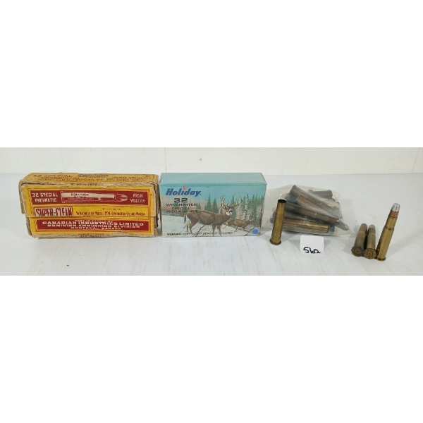 AMMO / BRASS: 18X MIXED .32 WIN SPL LIVE - 1X BRASS - INCL COLLECTABLE BOXES