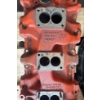 Image 2 : SKID LOT - '58 GM ENGINE - TRI POWER SET UP W/ ORIG AIR CLEANER
