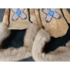 Image 8 : PAIR OF FLORAL BEADED MOCCASINS
