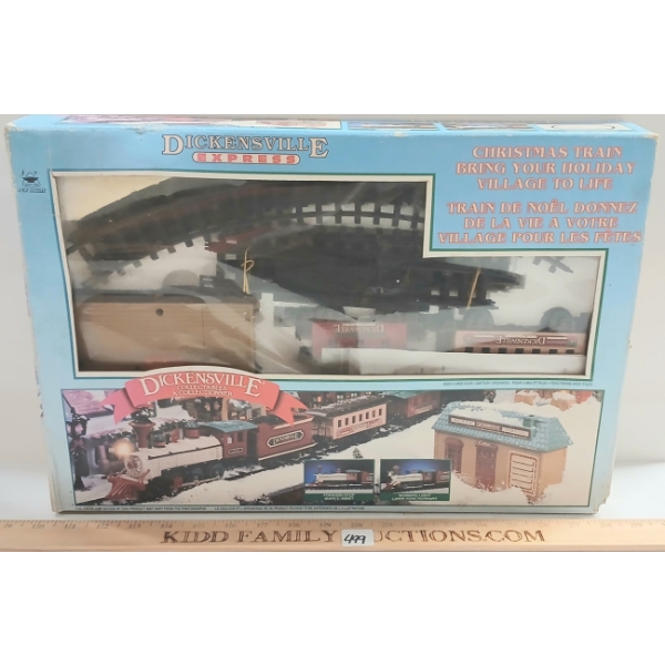 NEW BRIGHT DICKENSVILLE EXPRESS CHRISTMAS TRAIN SET