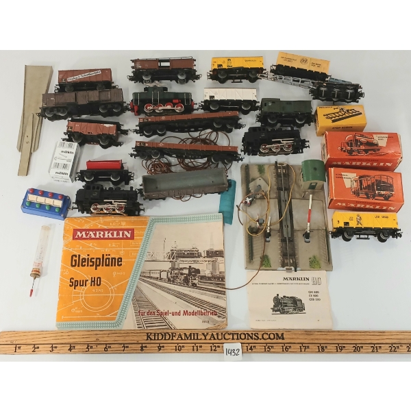 JOB LOT - MARKLIN HO SCALE MODEL TRAINS & ACCESSORIES