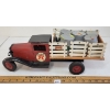 Image 3 : WYANDOTTE PRESSED STEEL TEXACO STAKE TRUCK