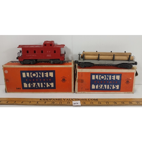 LOT OF 2 - LIONEL CABOOSE & FLAT CAR
