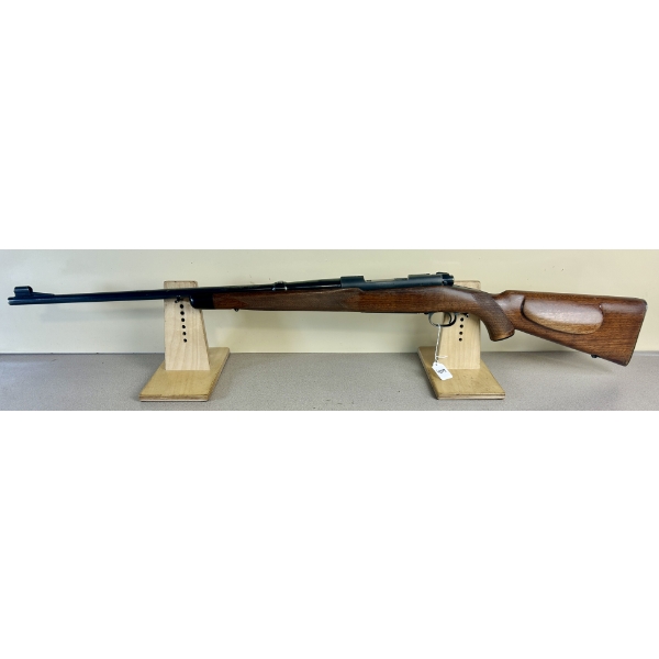 WINCHESTER MODEL 70 SUPER GRADE IN .270 WIN