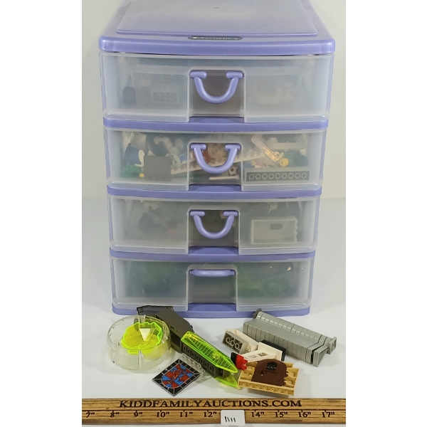 QTY OF MISC LEGO PCS 