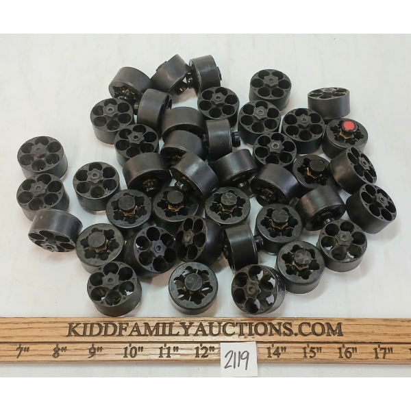QTY OF SPEEDLOADERS